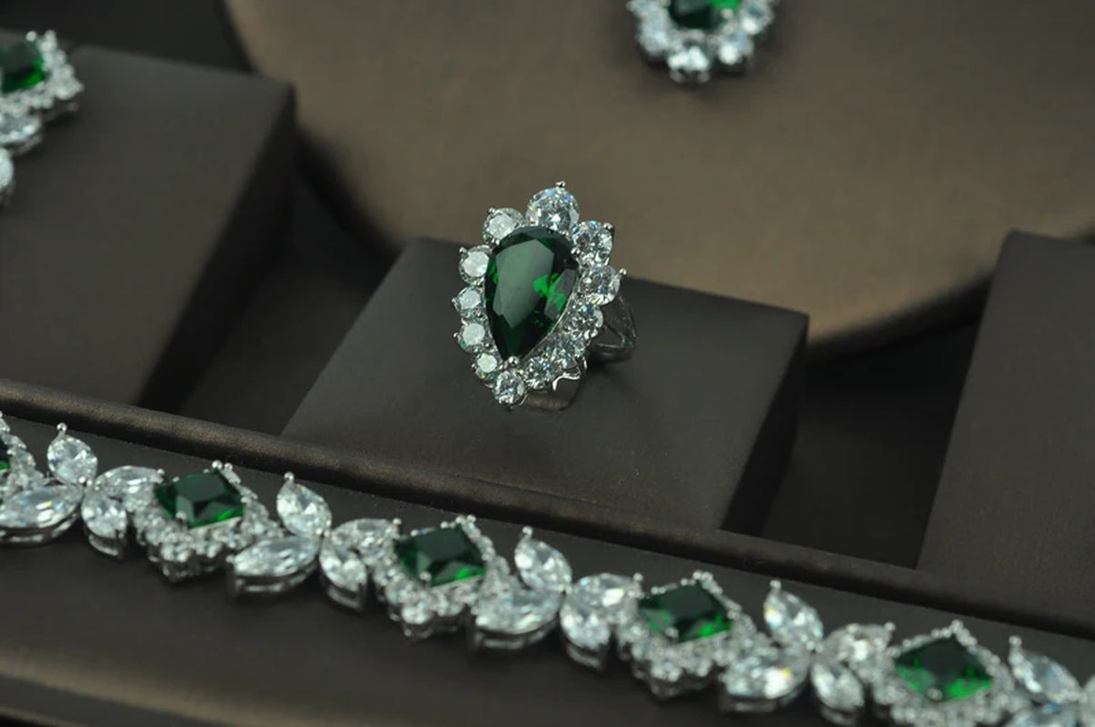 Brilliant Cubic Zirconia Wedding Jewelry Sets for Women Bridal 4 Pcs Earring Necklace Set Promotion Factory Price N-318