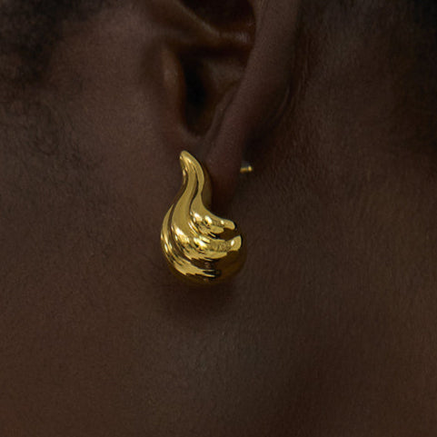 Golden Flame Sculpted Earrings – Bold, Elegant & Fiercely Chic