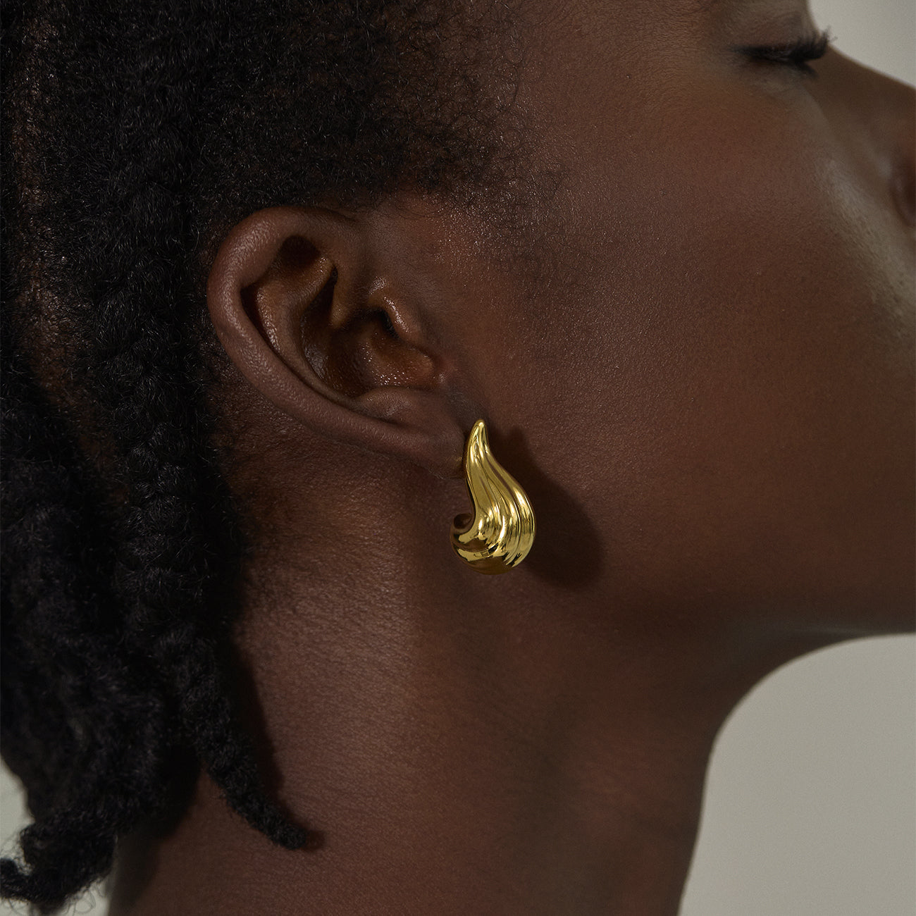 🩷Exaggerated 999 Pure Silver Golden Irregular Hollow Conch Electroforming Chunky Lightweight Fashion Jewelry for Women Daily Wear Earrings