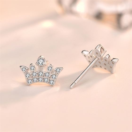 Sparkling Crown Stud Earrings – 925 Sterling Silver with CZ Crystals